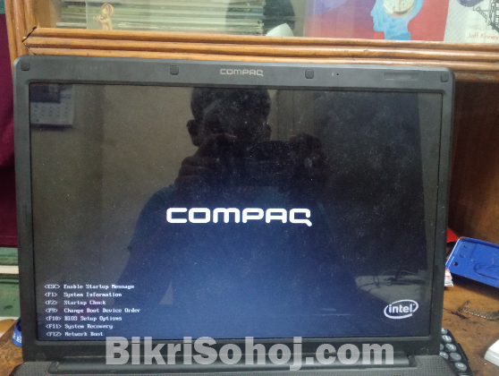 Compaq presario C700